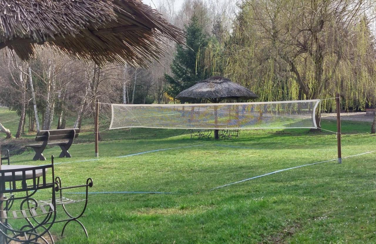 Tamarynowa Osada - Kraina Udanego Wypoczynku Villa Lowyn Kültér fotó