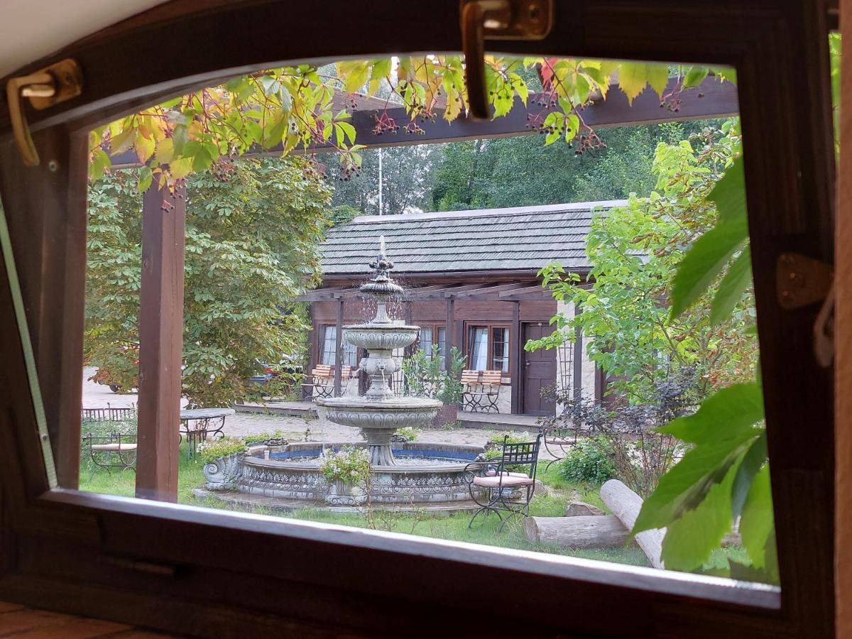 Tamarynowa Osada - Kraina Udanego Wypoczynku Villa Lowyn Kültér fotó